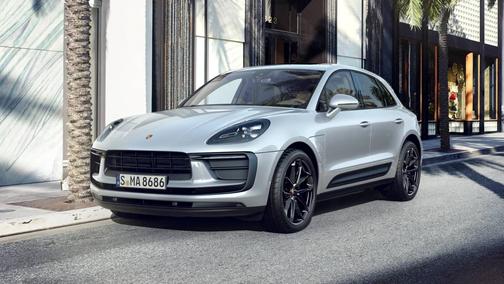 2022 Porsche Macan 