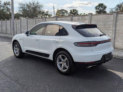 2020 Porsche Macan 