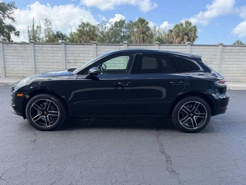 Black 2021 Porsche Macan