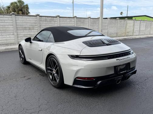 Chalk 2025 Porsche 911