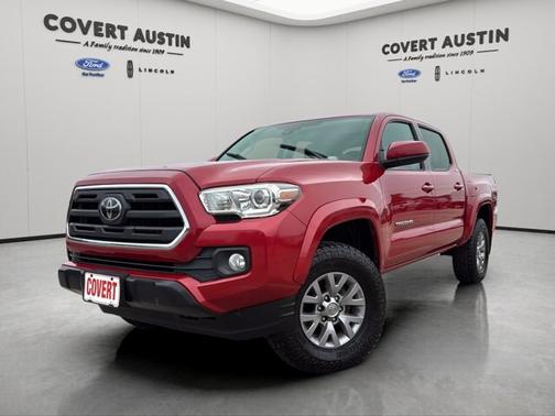 Barcelona Red Metallic 2019 Toyota Tacoma SR5 Truck