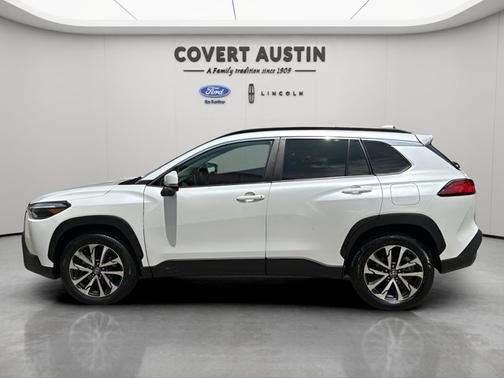 2022 Toyota Corolla Cross XLE