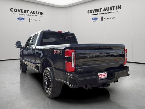 2025 Ford F-250 PLATINUM