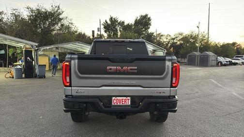2023 GMC Sierra 1500 AT4X