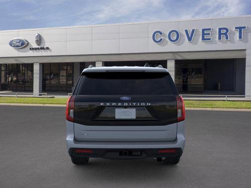 Gray Metallic 2026 Ford Expedition Active