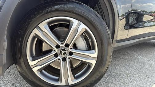 2019 Mercedes-Benz GLC 300 BASE 4MATIC