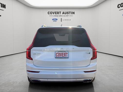 2019 Volvo XC90 T6 MOMENTUM