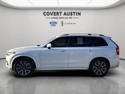 2019 Volvo XC90 T6 MOMENTUM