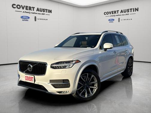 2019 Volvo XC90 T6 MOMENTUM