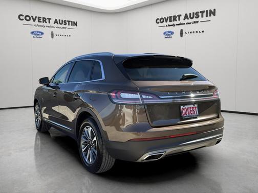 2022 Lincoln Nautilus STANDARD