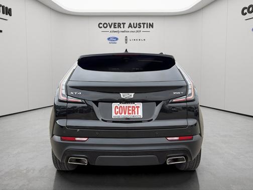 2022 Cadillac XT4 SPORT