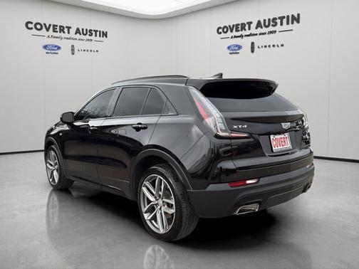 2022 Cadillac XT4 SPORT