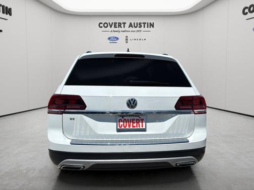Pure White 2020 Volkswagen Atlas 2.0T SE