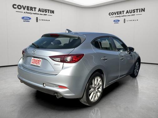 2017 Mazda Mazda3 GRAND TOURING
