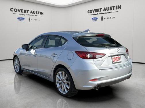 2017 Mazda Mazda3 GRAND TOURING