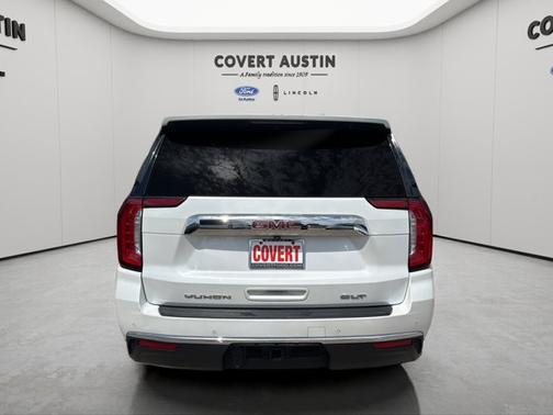 White Frost Tricoat 2021 GMC Yukon SLT