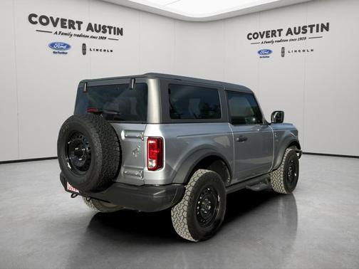 2022 Ford Bronco BLACK DIAMOND