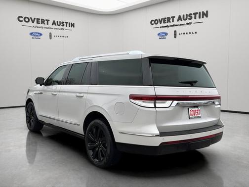 2024 Lincoln Navigator L RESERVE