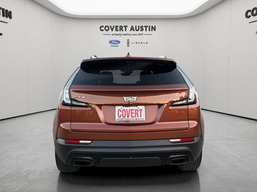 2019 Cadillac XT4 SPORT