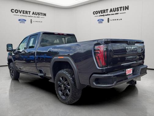 Titanium 2026 GMC Sierra 3500 AT4