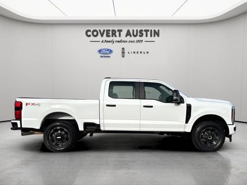OXFORD WHITE 2024 Ford F-250 XL