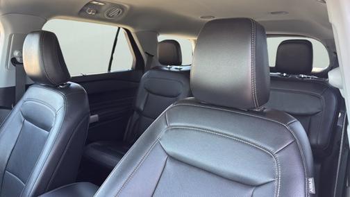 AGATE BLACK METALLIC 2024 Ford Explorer LIMITED