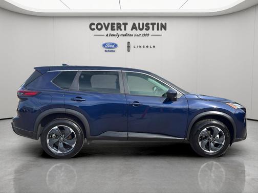 Deep Ocean Blue 2024 Nissan Rogue SV