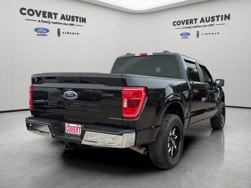 AGATE BLACK METALLIC 2023 Ford F-150 XLT