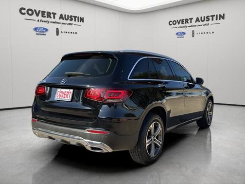 2022 Mercedes-Benz GLC 300 BASE