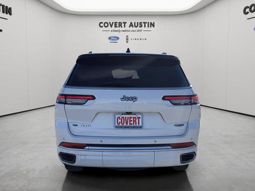 2022 Jeep Grand Cherokee SUMMIT