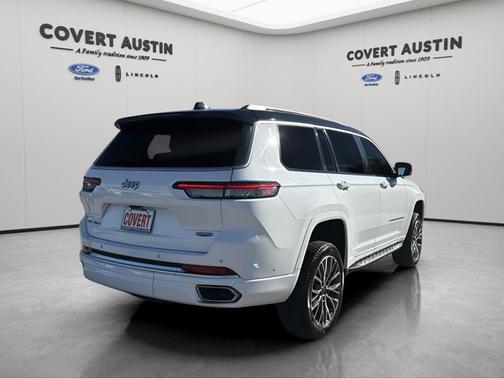 2022 Jeep Grand Cherokee SUMMIT