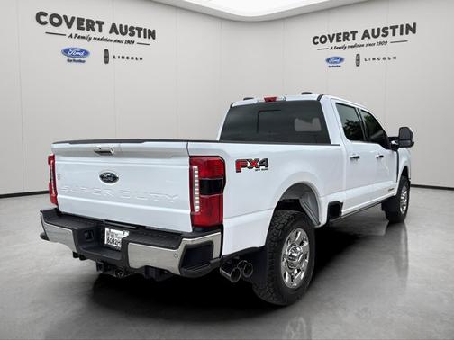 2024 Ford F-350 LARIAT SUPER DUTY