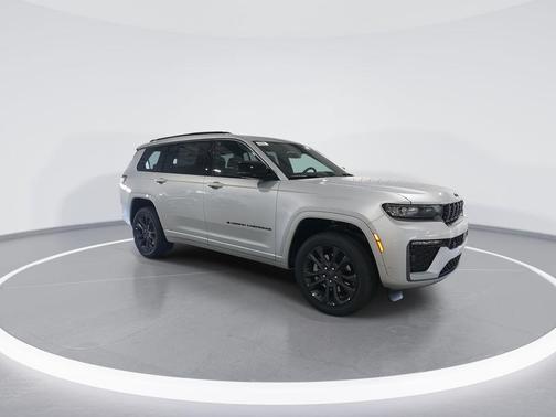 Silver Zynith 2026 Jeep Grand Cherokee L Limited