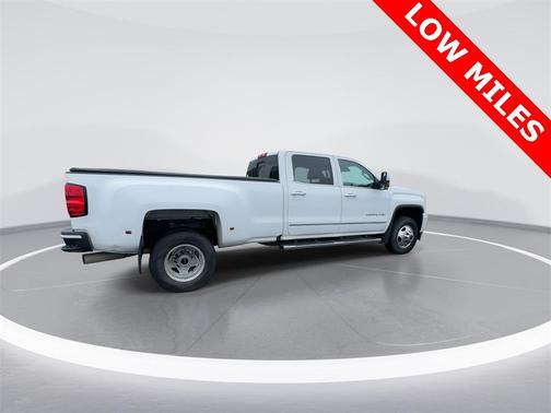 2016 GMC Sierra 3500 Denali