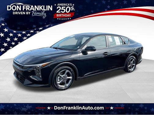Aurora Black Pearl 2025 Kia K4