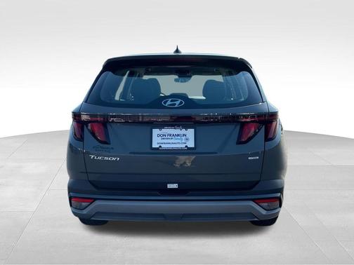 Hampton Gray 2026 Hyundai TUCSON SE