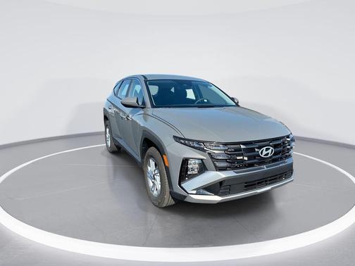 Hampton Gray 2026 Hyundai TUCSON SE