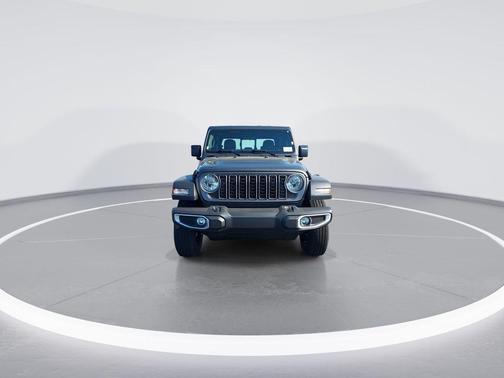 Granite Crystal Clearcoat Metallic 2026 Jeep Gladiator Sport