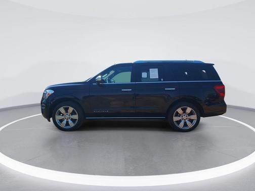 Black 2022 Ford Expedition Platinum