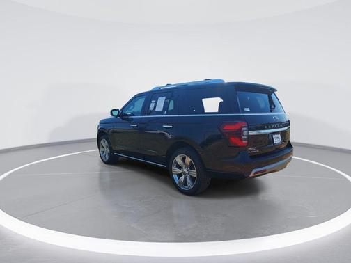 Black 2022 Ford Expedition Platinum