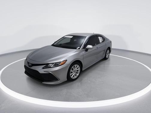 Celestial Silver Metallic 2022 Toyota Camry LE