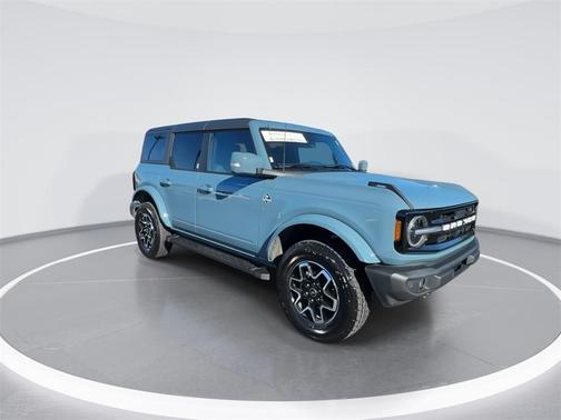 2023 Ford Bronco 