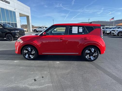 2023 Kia Soul GT-Line 2.0L