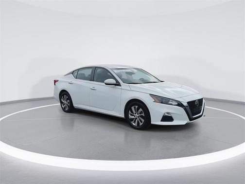 2022 Nissan Altima 2.5 S