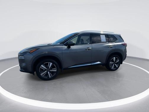 Gun Metallic 2022 Nissan Rogue SL