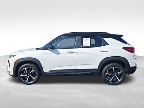 White 2022 Chevrolet Trailblazer RS