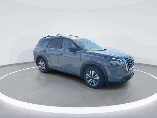Gray 2 Tone 2022 Nissan Pathfinder SL