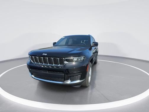 Diamond Black 2026 Jeep Grand Cherokee L Laredo