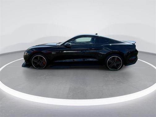 2022 Ford Mustang Mach 1