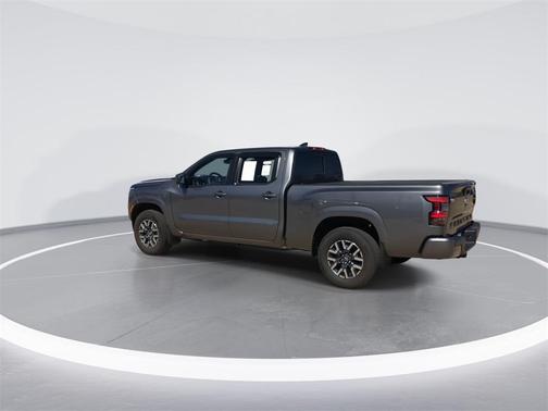 2025 Nissan Frontier SL